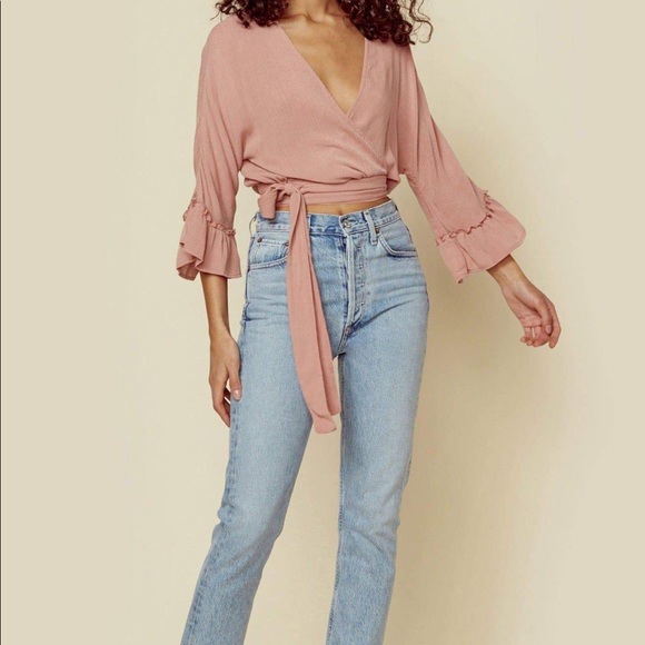 Planet blue Flynn Vicki wrap crinkle top NWT - Picture 2 of 4